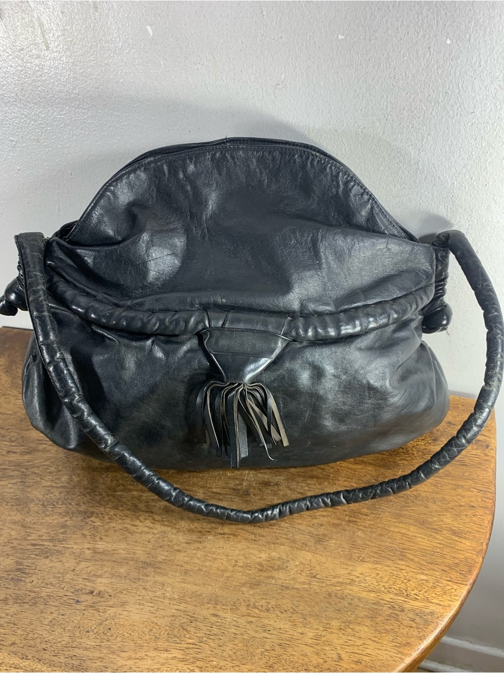 Vintage black leather Hobo shoulder bag fringe t’assemblons strap boho Y2K